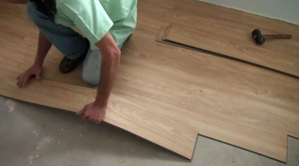 Pegamentos Adhesivo Acuoso Cemento 4lts Pisos Vinilicos Leed - Imagen 3