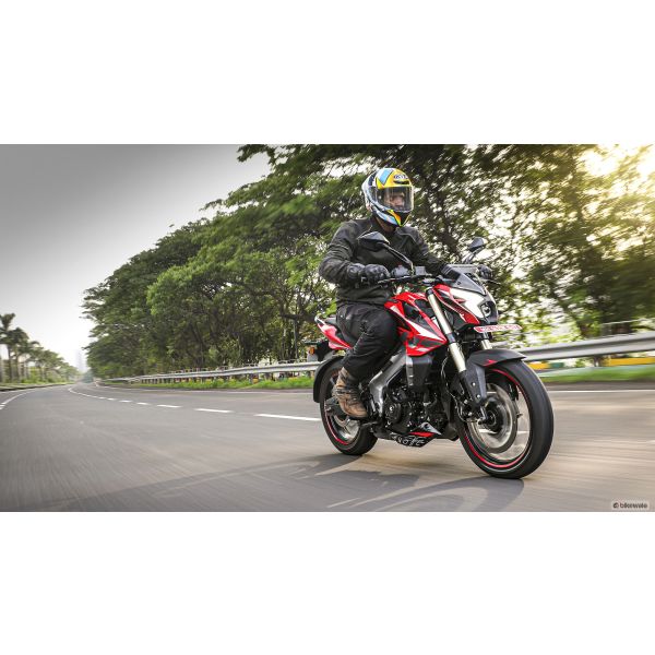 Pulsar NS 400 - Imagen 2