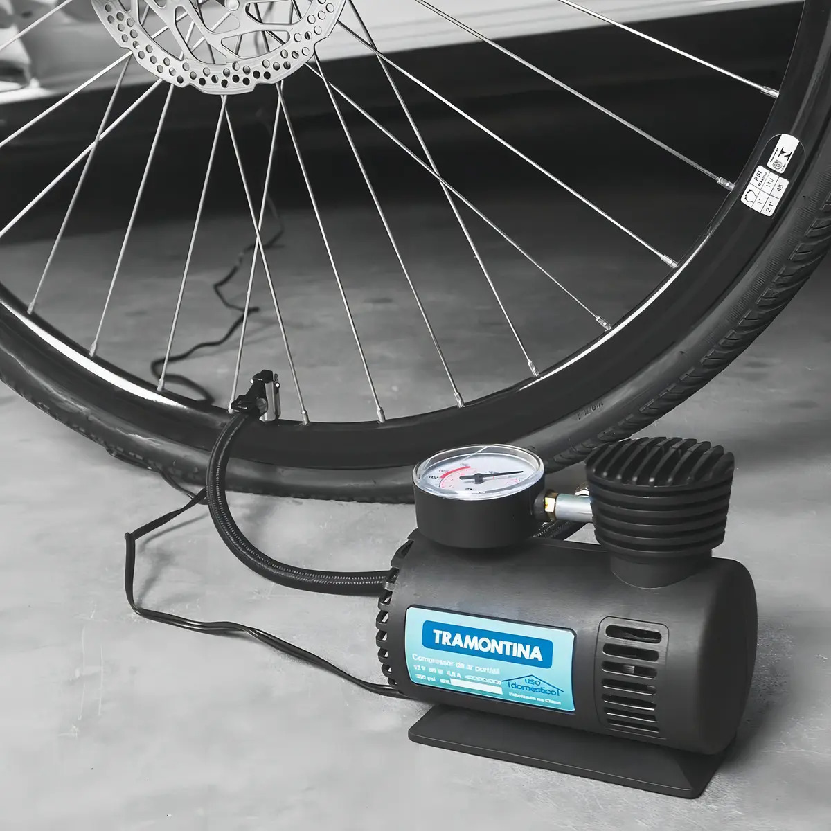 Mini Compresor De Aire Eléctrico Portátil Tramontina 42330/001 50w Negro - Imagen 5