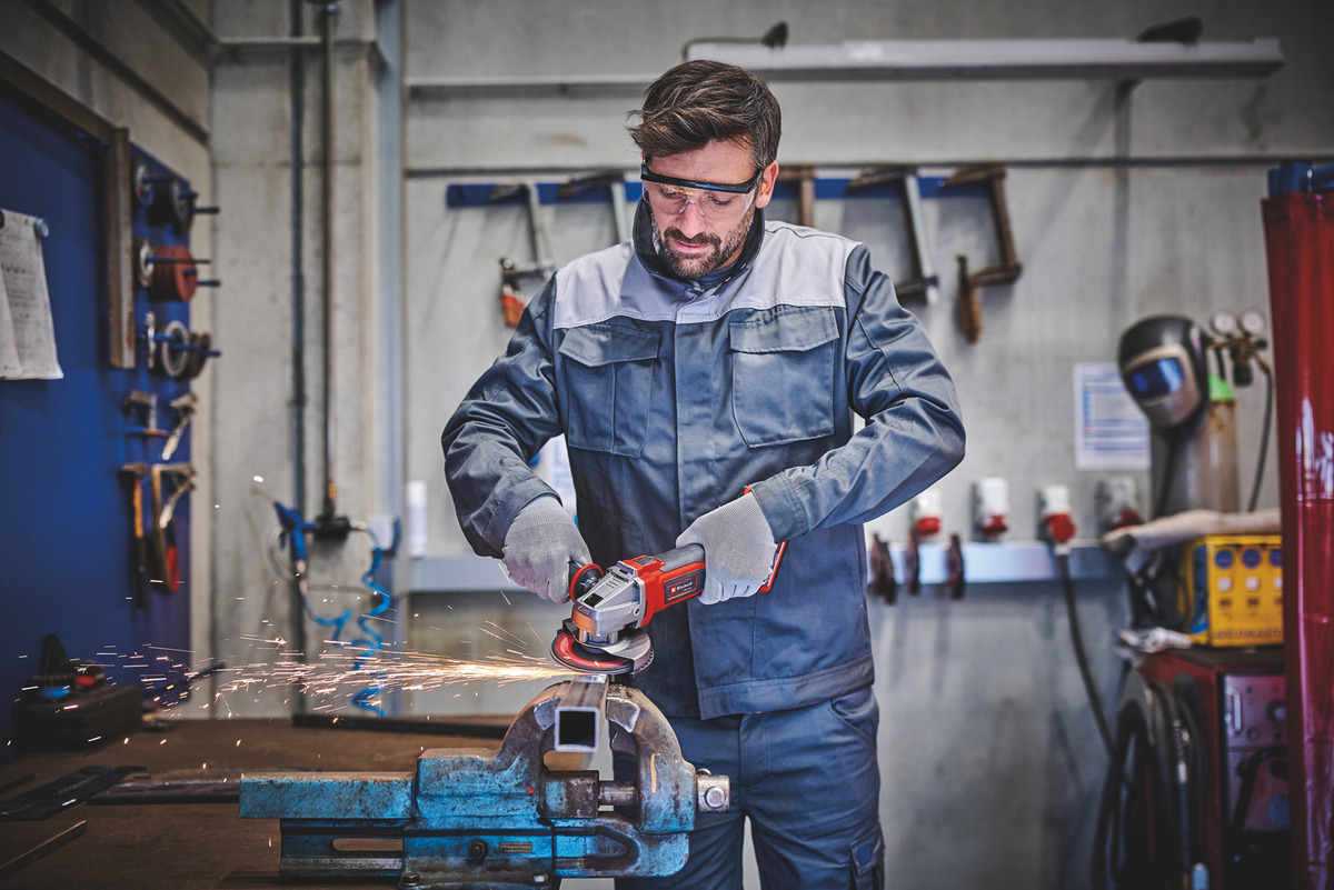 Amoladora Angular Inalámbrica + Cargador Y Batería 2,5 Ah - Imagen 8