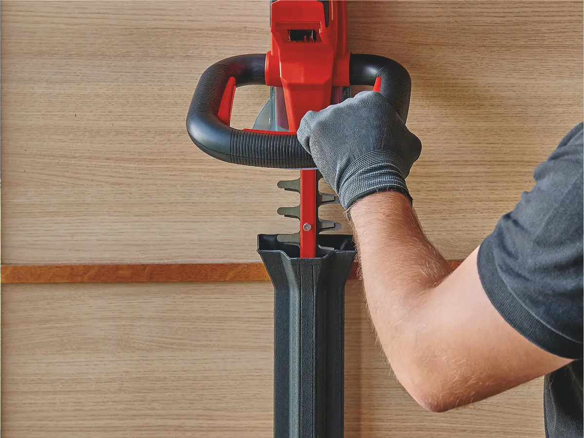 Corta Cerco Inalámbrico 460mm + Cargador Y Batería 2,5 Ah - Imagen 9