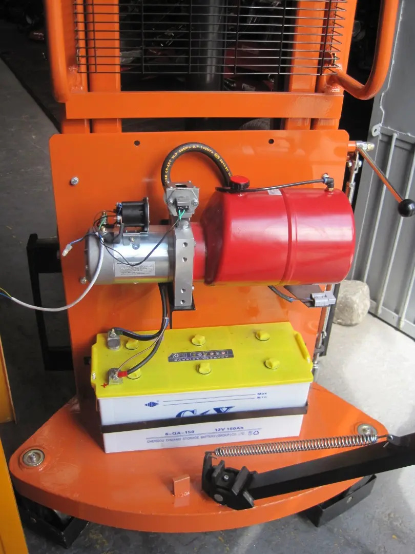 Apilador Semielectrico 1500kg 3m - Imagen 3