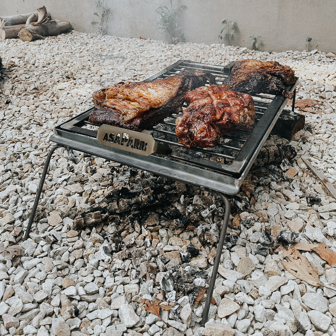 Kit Asaparri Parrillero Y Asador Portatil - Imagen 10