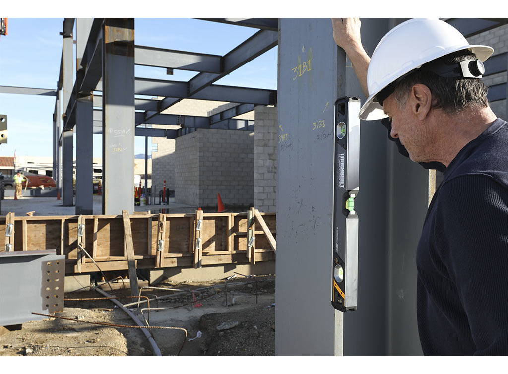 Nivel Magnético Burbuja Iluminada 60cm Tb-h2-l-24lh-m Toughb - Imagen 6