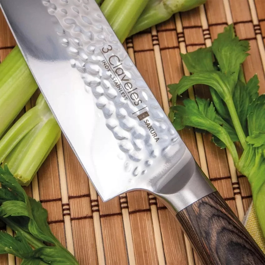 Cuchillo Chef Santoku 3 Claveles Línea Sakura Forjado Madera - Imagen 2