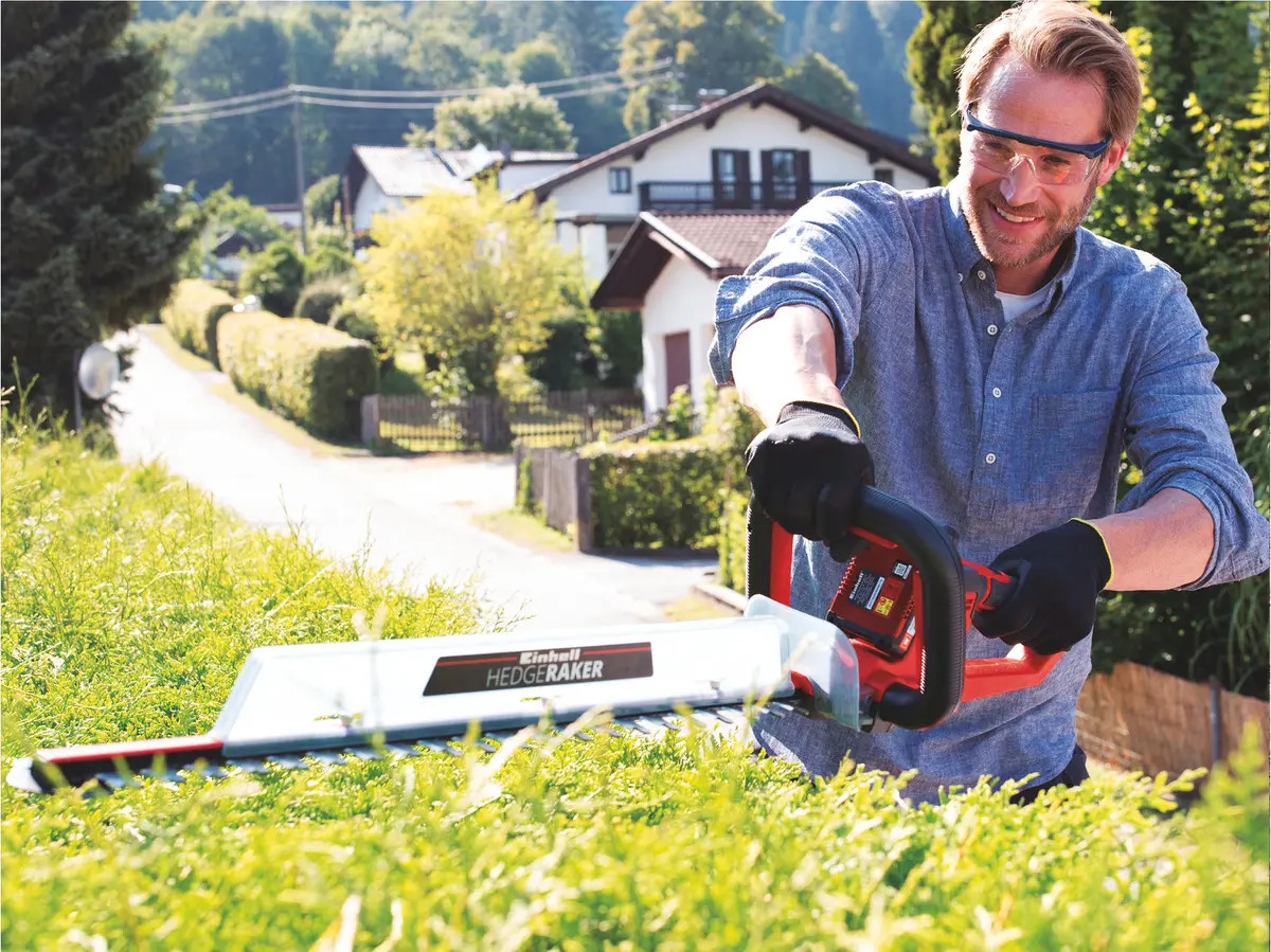 Corta Cerco Inalámbrico 460mm + Cargador Y Batería 2,5 Ah - Imagen 7