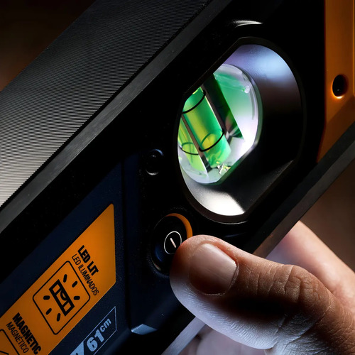 Nivel Magnetico Iluminado De 24 Toughbuilt Tb-h2-l-24lh-m - Imagen 6